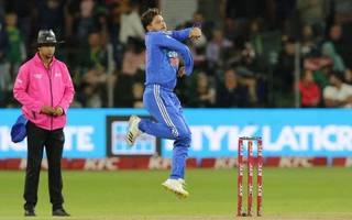 Varun Aaron backs Kuldeep Yadav for fifth T20I at Bengaluru against West Indies