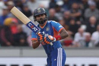What is Shreyas Iyer's T20I record at Holkar Stadium, Indore?