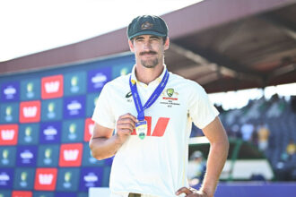 Mitchell Starc becomes first left-arm bowler to take 450 Test wickets