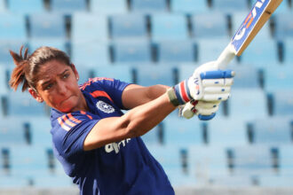 'Gave Indian cricket everything' - Yuvraj Singh, Shikhar Dhawan pay tribute to Harmanpreet Kaur after captaincy exit