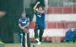 1790323435167_nitish-kumar-reddy Nitish Kumar Reddy's 64-run spell puts him in unwanted T20I company