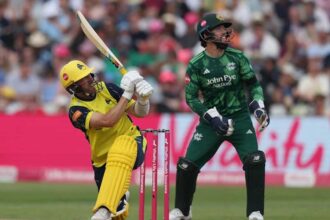 Joe Weatherley extends Hampshire contract until end of 2028 season