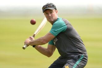 Grant Flower joins Surrey coaching staff as Sussex exodus continues