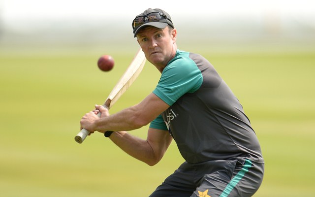 Grant Flower joins Surrey coaching staff as Sussex exodus continues